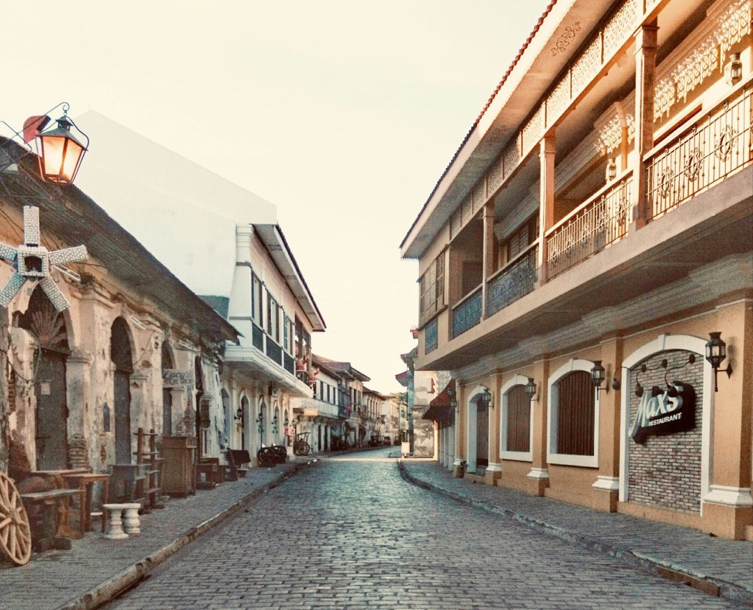 Brown concrete building