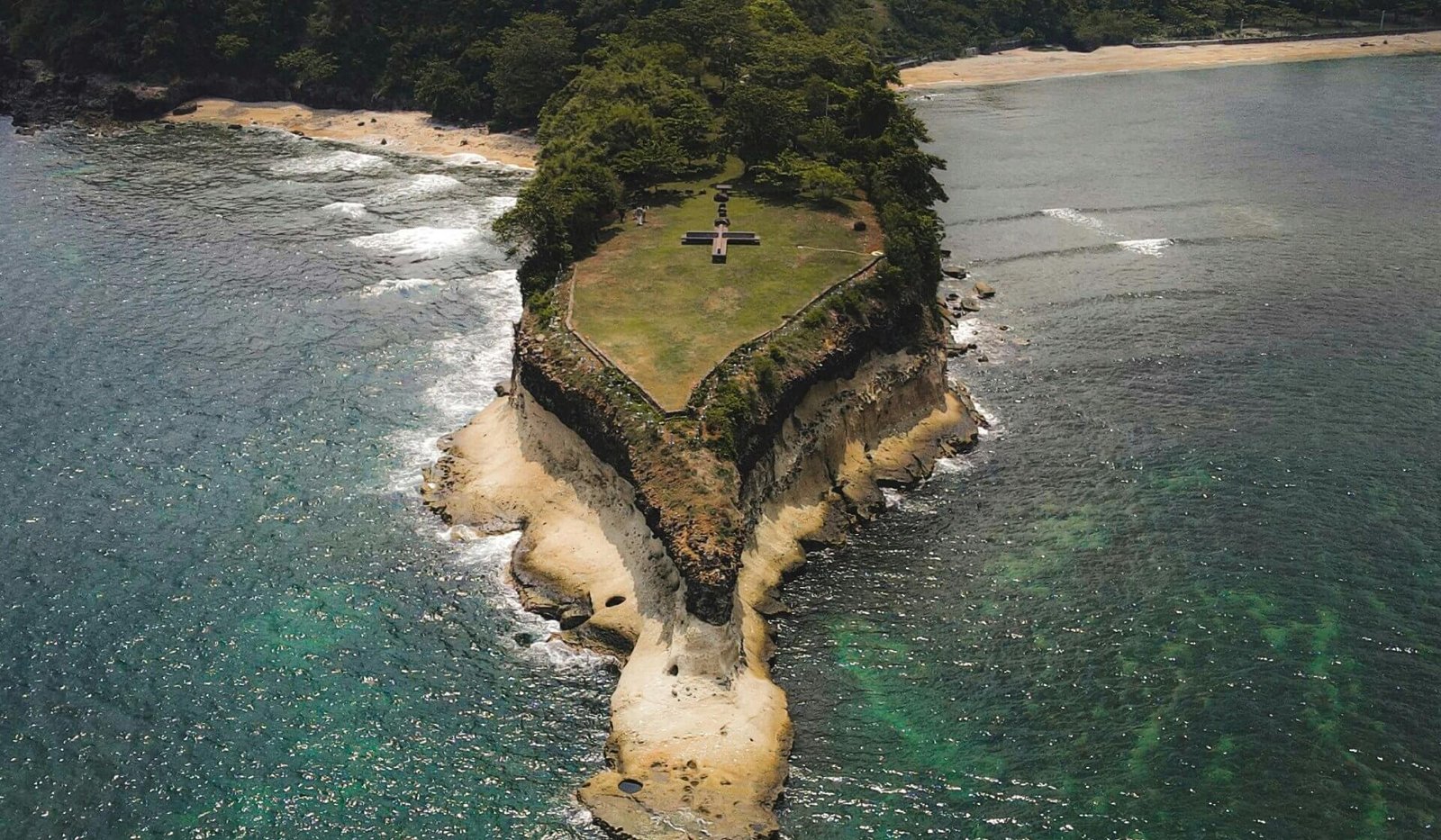 An island in the middle of a body of water